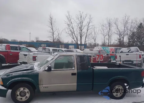 1998 GMC Sonoma Sls z USA, uszkodzony, nr VIN 1GTCS19X0W8513501